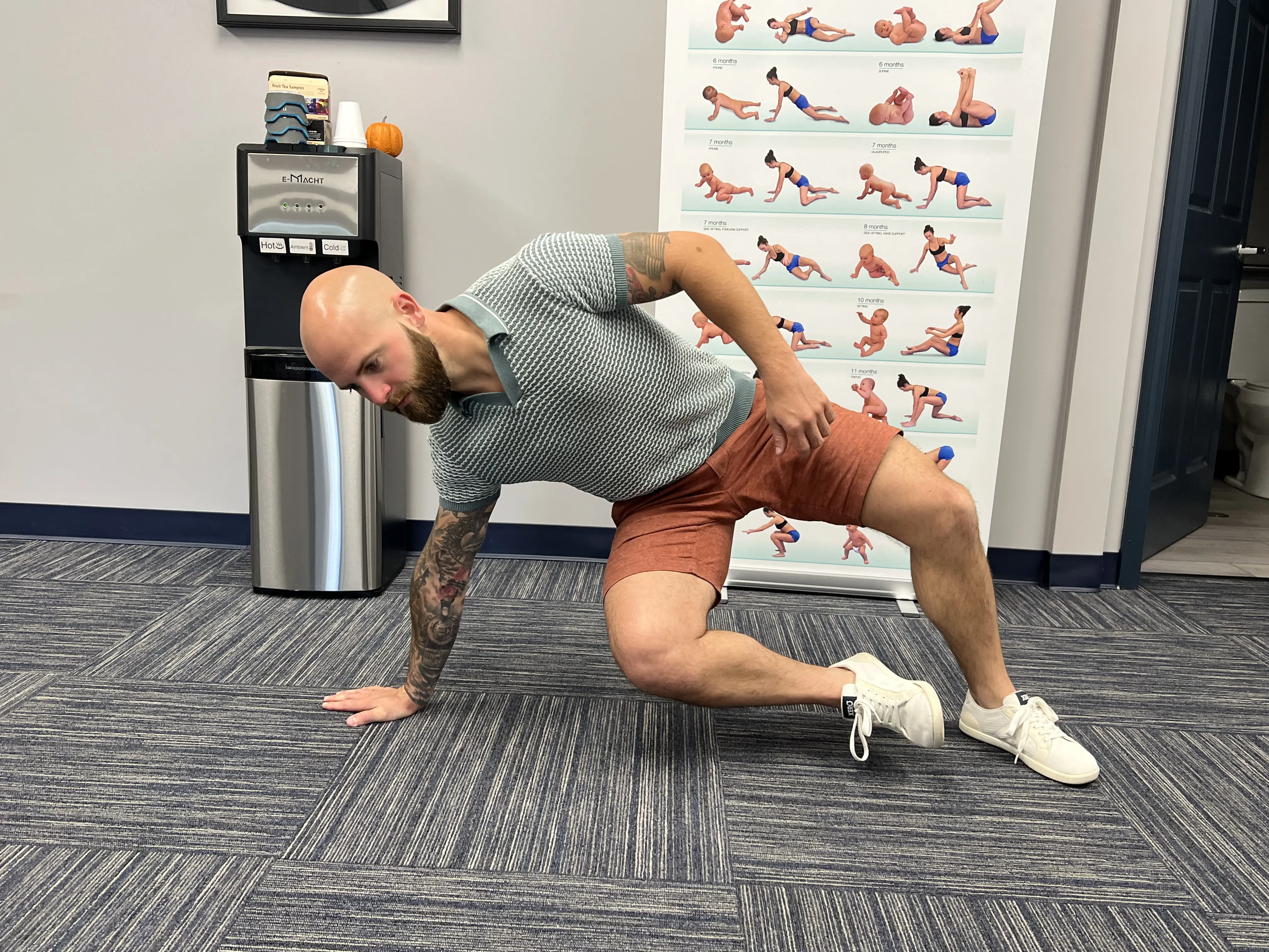 Marshall Gevers guiding DNS-based rehabilitation at Active Rehab Chiropractic